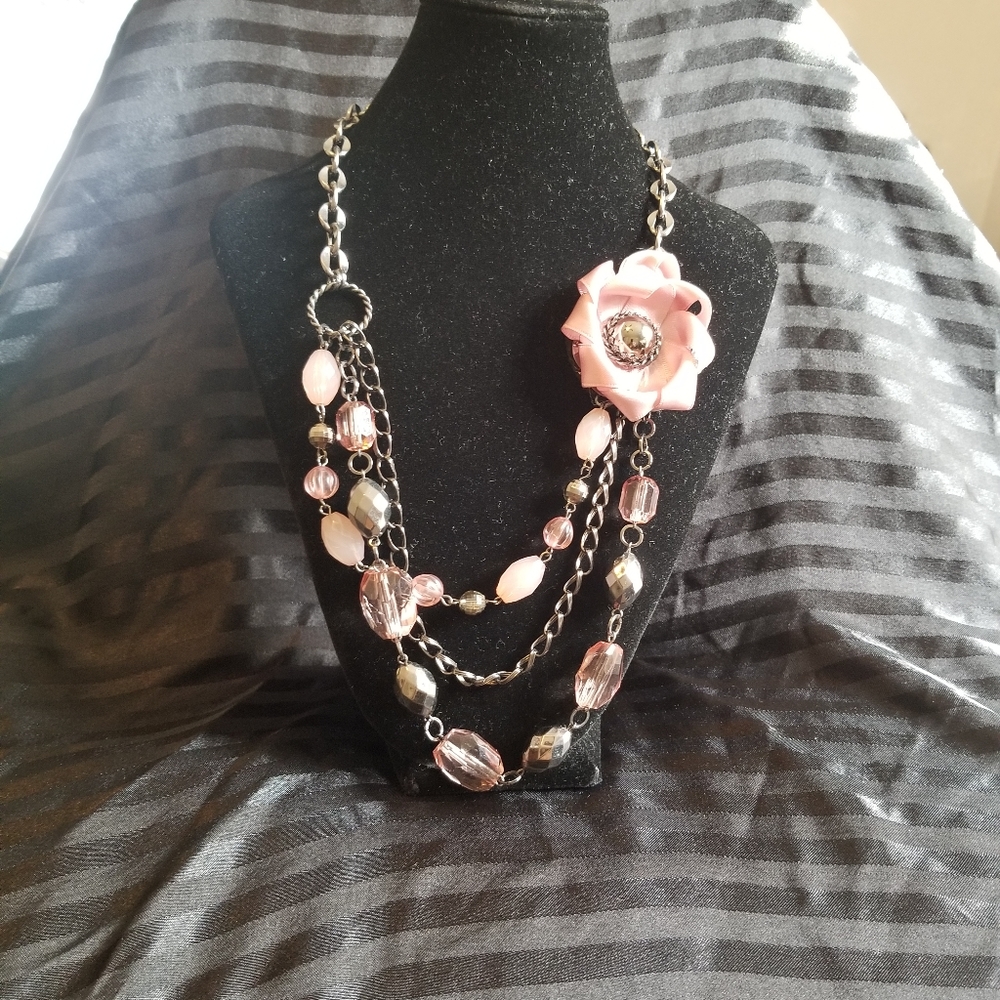 NY necklace